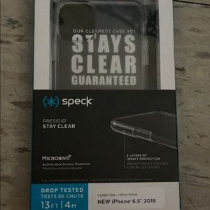iPhone 11 Pro Max speck case